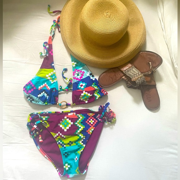 Aztec Print Bikini - Picture 1 of 4